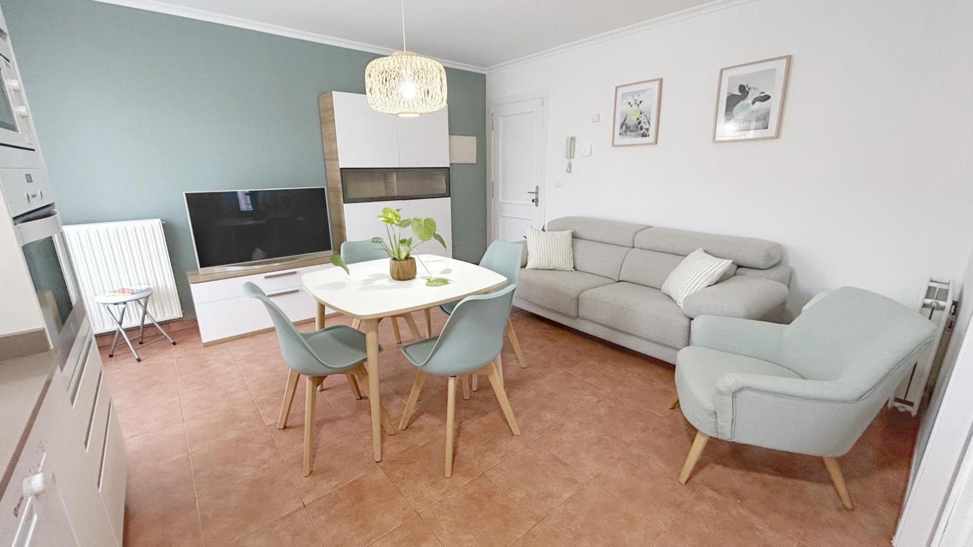 Comillas Bº Casasola - Residencial Lagos Azules - Netflix, Prime, Wifi & Free Indoor Parking Exteriör bild