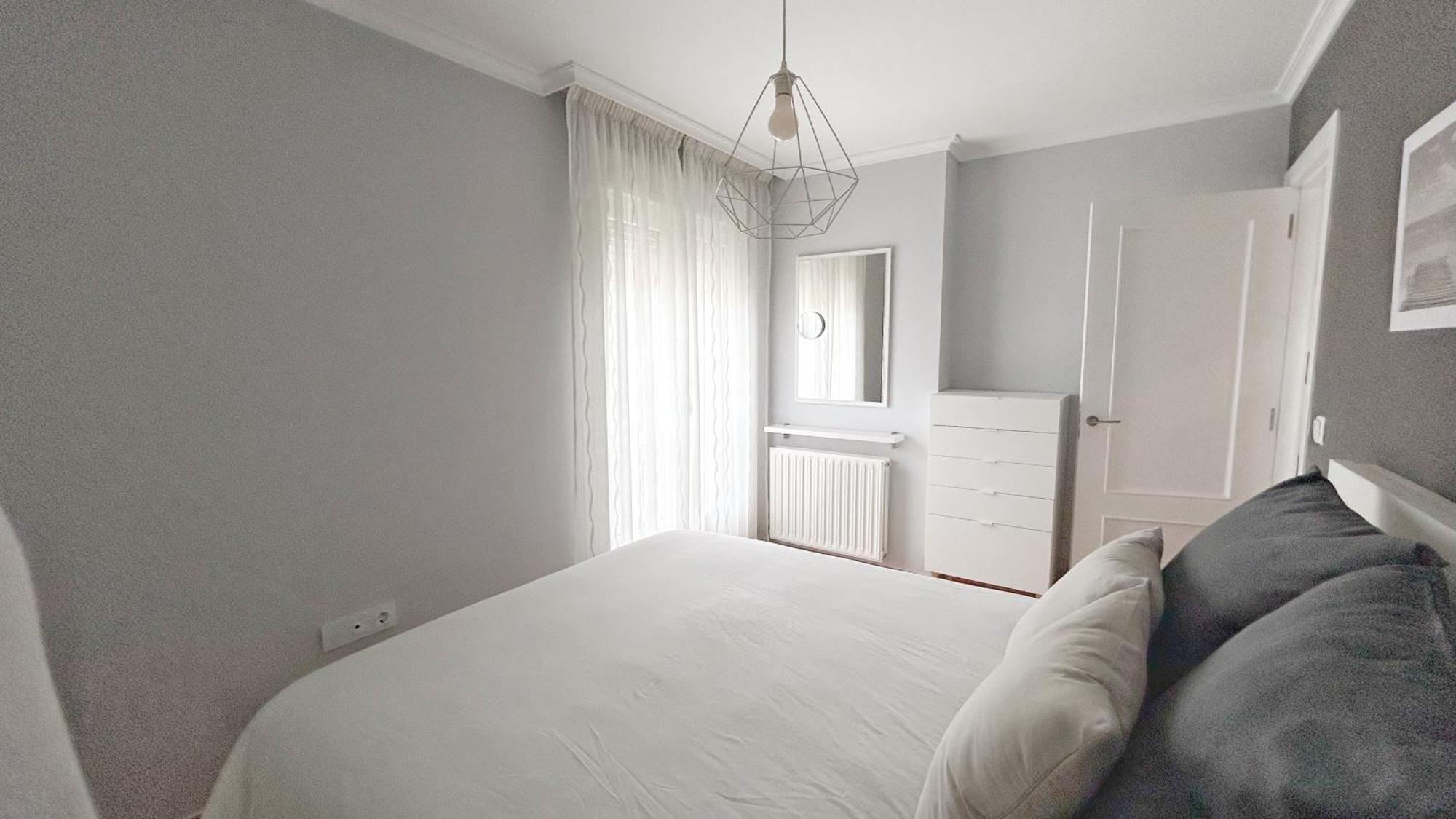 Comillas Bº Casasola - Residencial Lagos Azules - Netflix, Prime, Wifi & Free Indoor Parking Exteriör bild